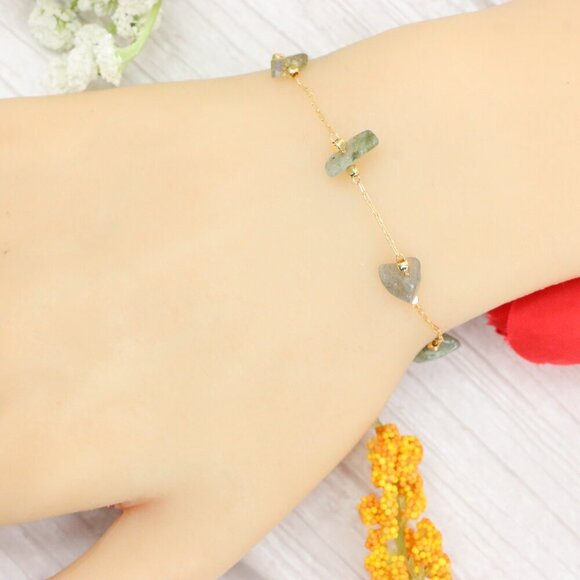 "Trendy Handmade Bracelet – A Thoughtful Gift for Girls & Women | UNVRC1665 - Picture 7 of 10